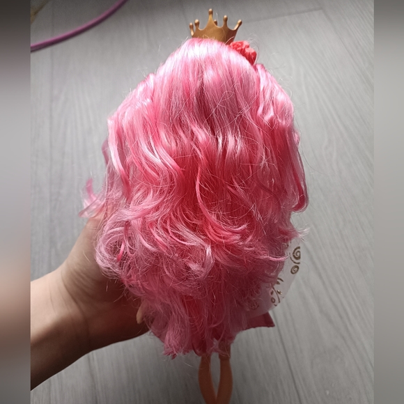 La Dee Da Dolls - Fairytale Dance Dee - Spin Master 2010 - Picture 2 of 8